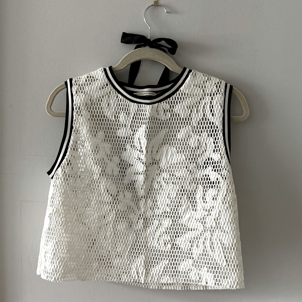 Mesh Cropped Top 🤍